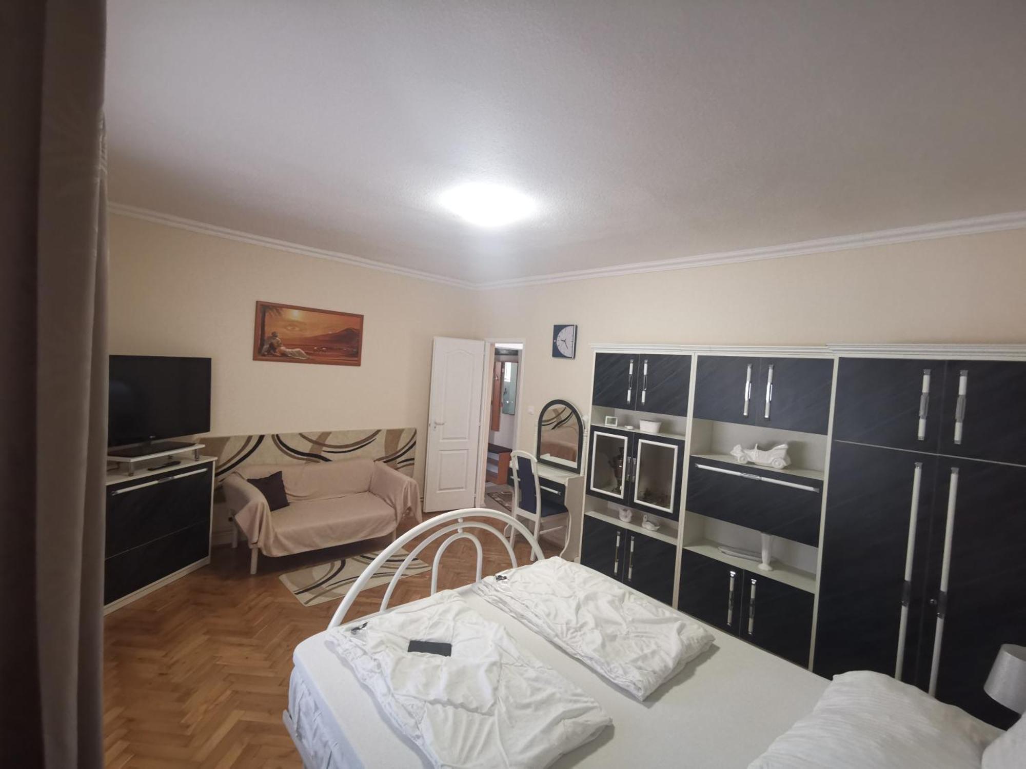 באלאטונפורד Tini Apartman מראה חיצוני תמונה